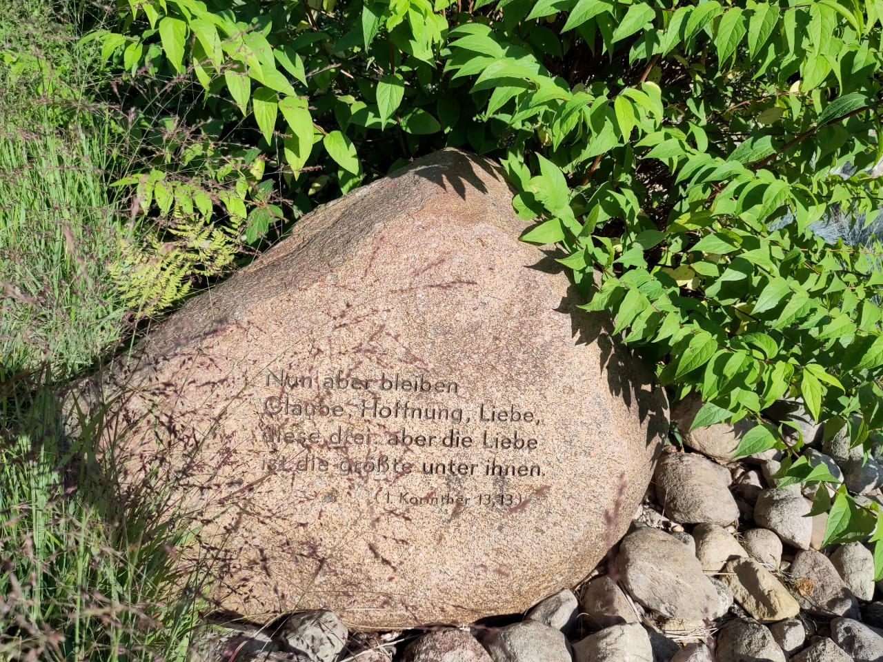 Stein-Glaube-Liebe-Hoffnung